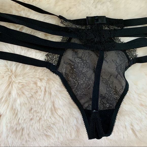 Victoria Secret Triple Strap Thong Strappy black Chantilly eyelash Lace XS - Picture 6 of 6